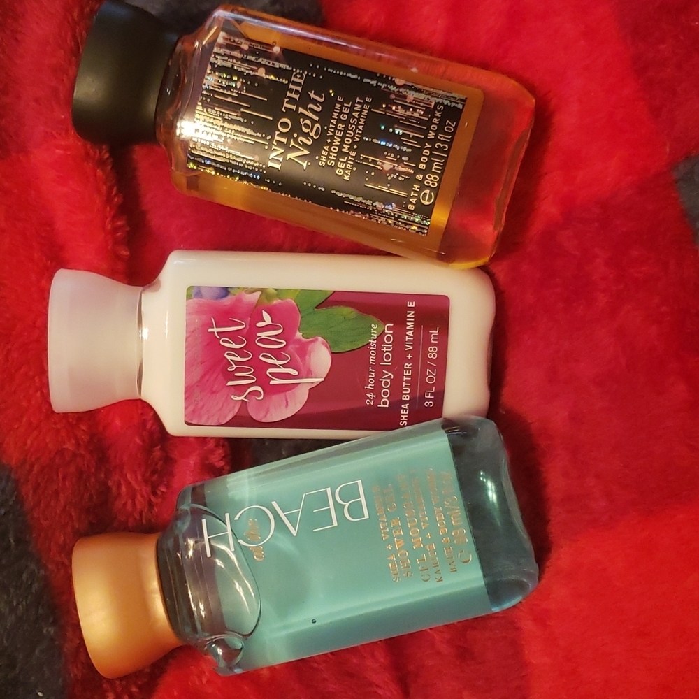 BBW Assortment of Mini Shower Gels/Lotion